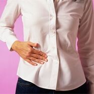 Η διάρροια σε έναν άνδρα είναι ένα σύμπτωμα της παρουσίας παρασίτων