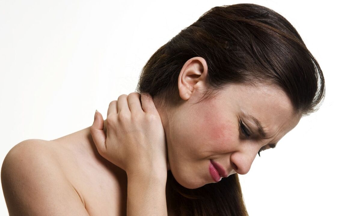 πόνος στο λαιμό και στους μύες με σκουλήκια